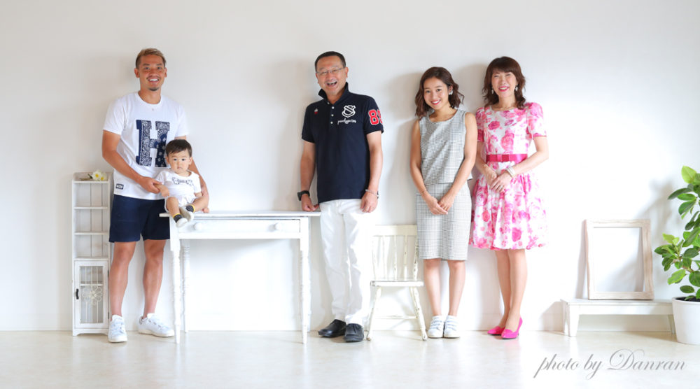 下関市でお宮参りや家族の記念写真の写真館はだんらんスタジオ 「撮れたて写真」