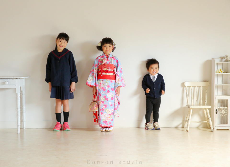 山口県下関市で、七五三の着物レンタルや写真なら人気の写真館だんらんスタジオ